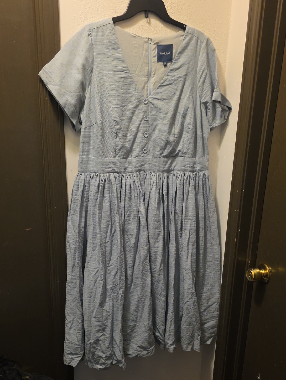 ModCloth Light Sage Green Midi Button-Front Dress Size 18. NWT